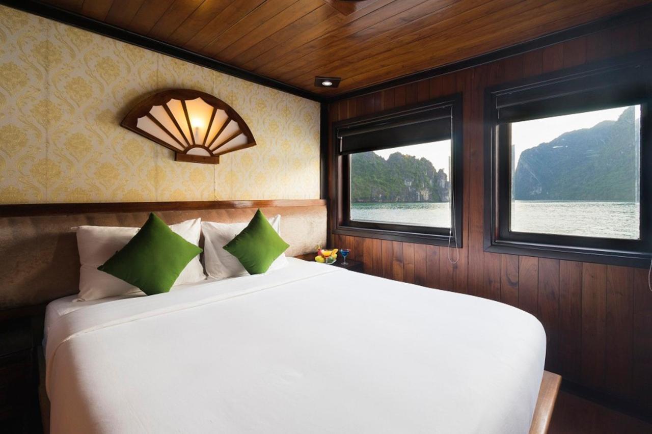 Garden Bay Premium Cruise Hotel Hạ Long Ngoại thất bức ảnh